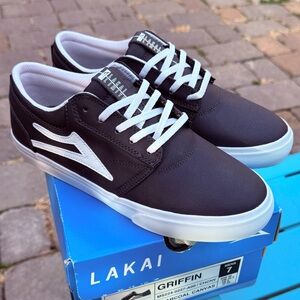 MENS LAKAI LIMITED FOOTWEAR GRIFFIN CHARCOAL CANVAS SKATEBOARD SNEAKERS - SIZE 7